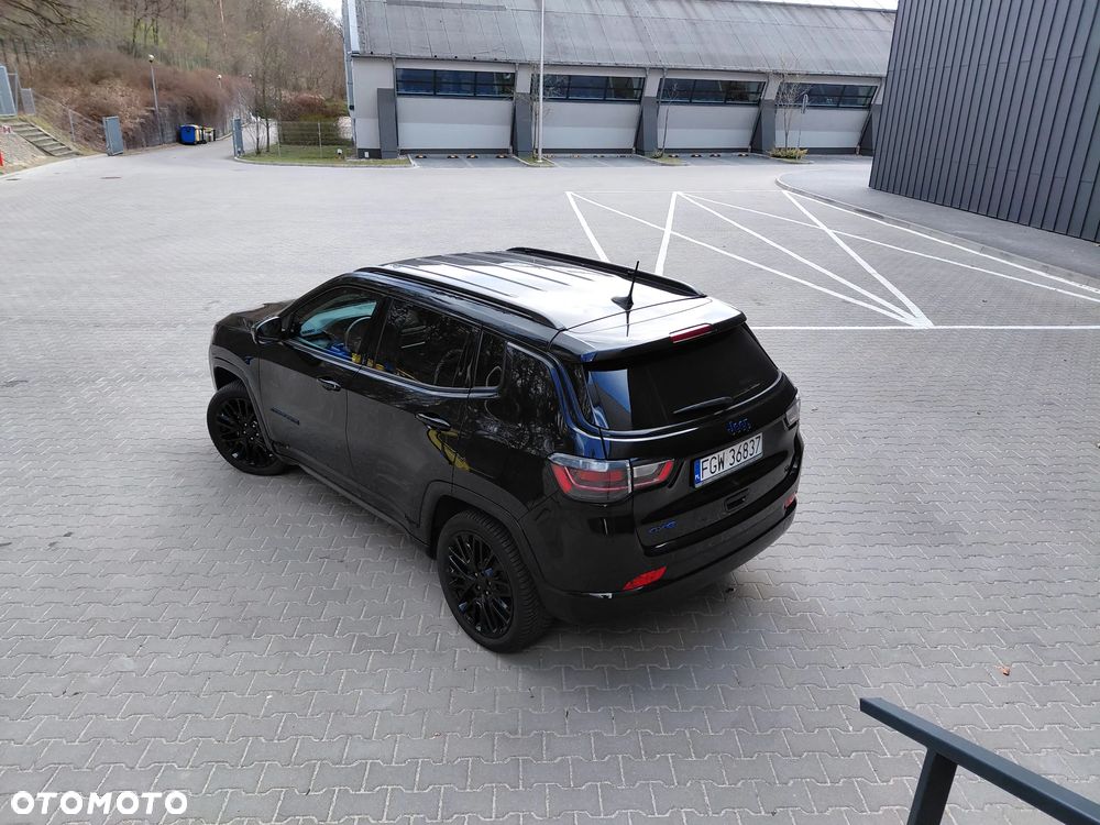 Jeep Compass - 16