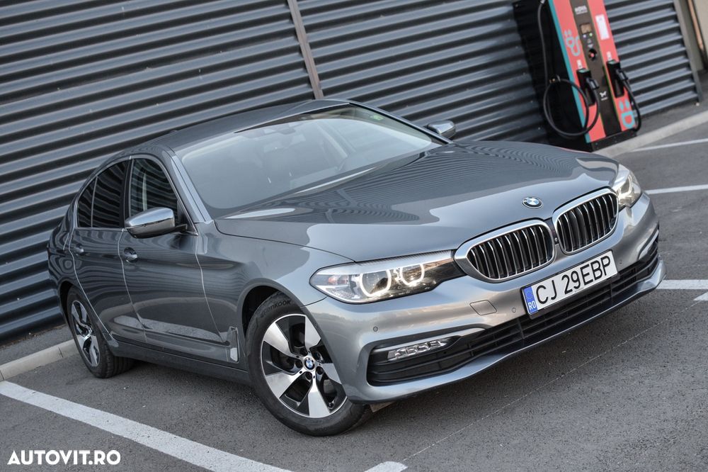 BMW Seria 5 520d xDrive AT - 10