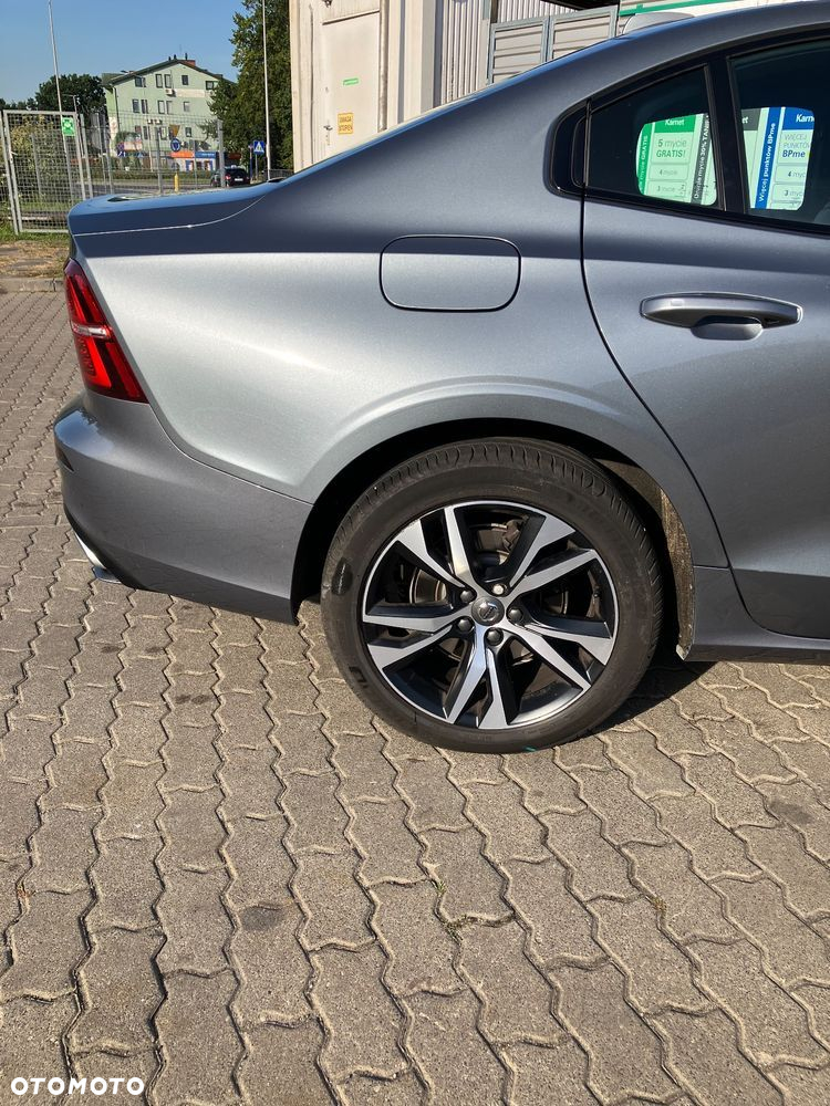 Volvo S60 B4 B R-Design - 10