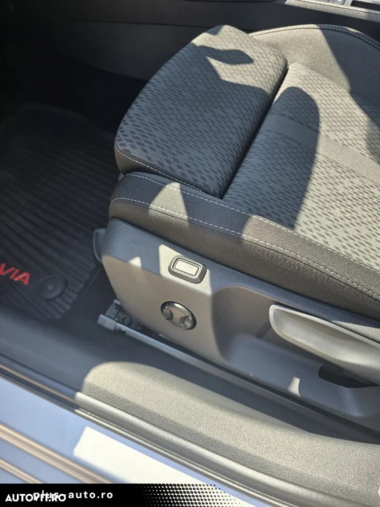 Skoda Octavia 2.0 TDI Style - 10