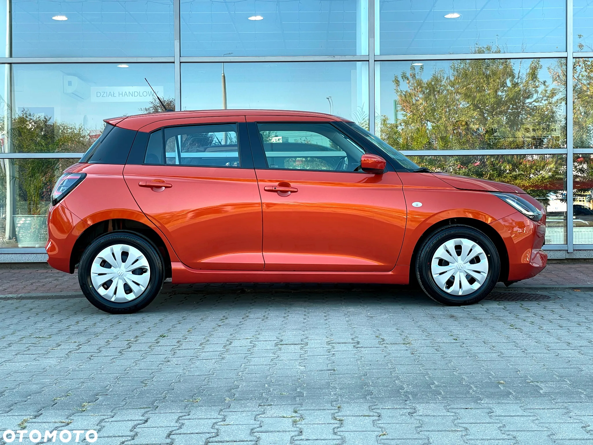 Suzuki Swift 1.2 Dualjet SHVS Premium - 4