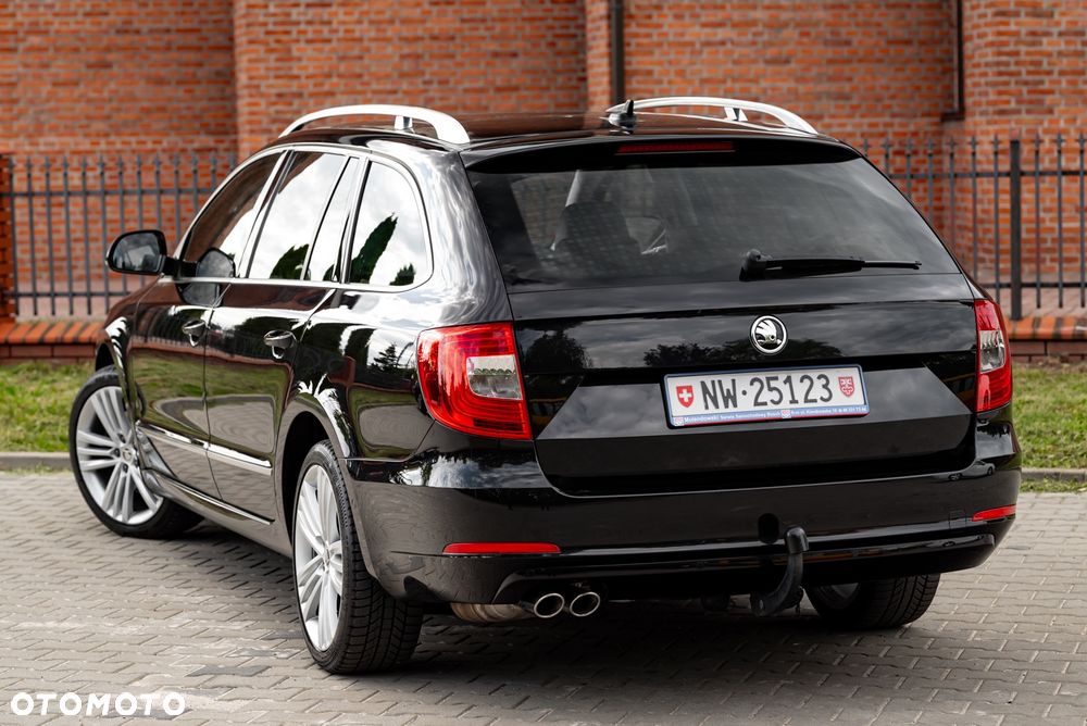 Skoda Superb 2.0 TDI Green tec 4x4 DSG Elegance - 9