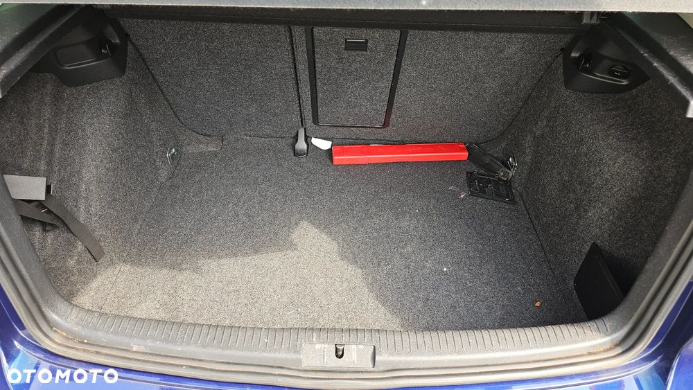 Volkswagen Golf 1.4 Style - 25