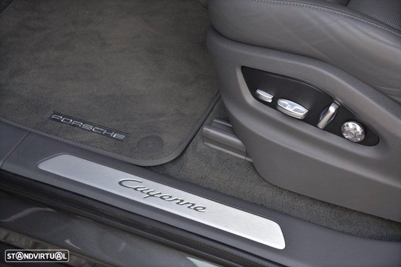 Porsche Cayenne E-Hybrid - 56