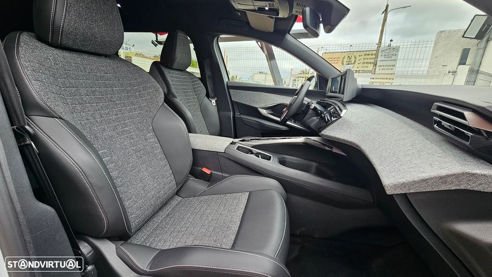 Peugeot 5008 1.2 Hybrid Allure e-DCS6 - 53