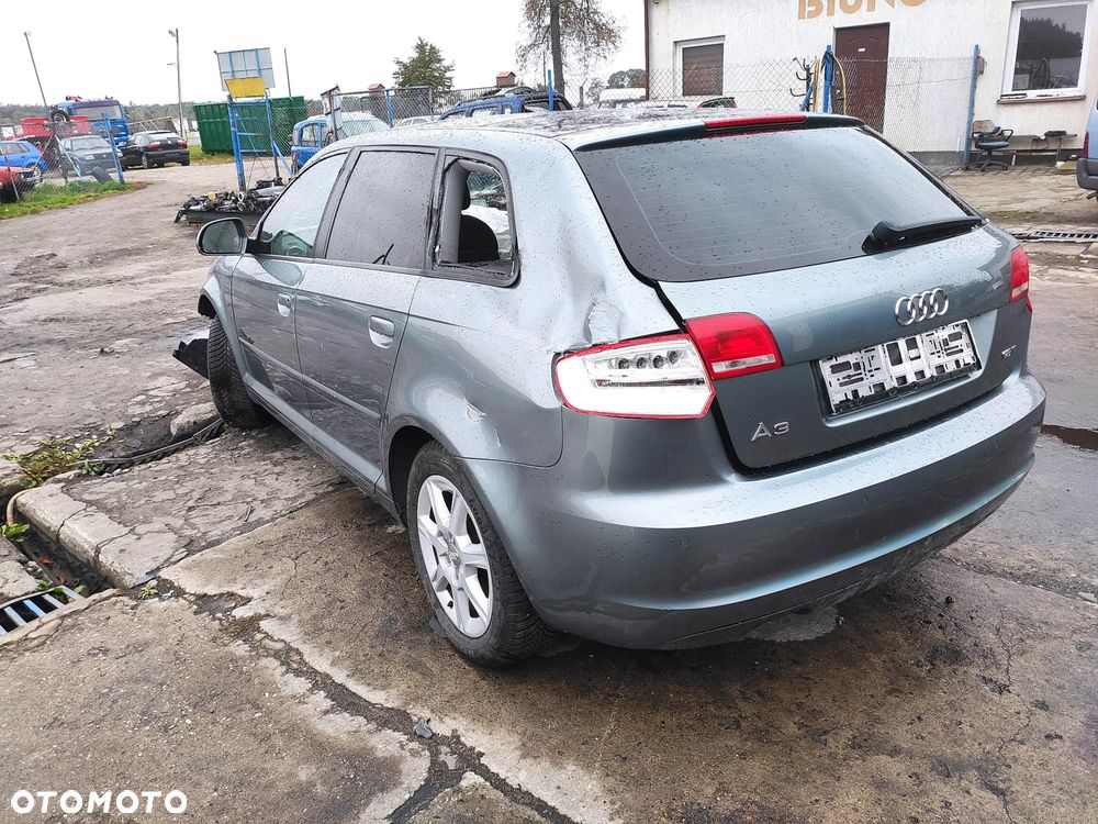 Audi A3 8P lift HB 5d sportback silnik 1.8 tfsi CDAA skrzynia DSG automat MGL lakier LY7E na części - 4