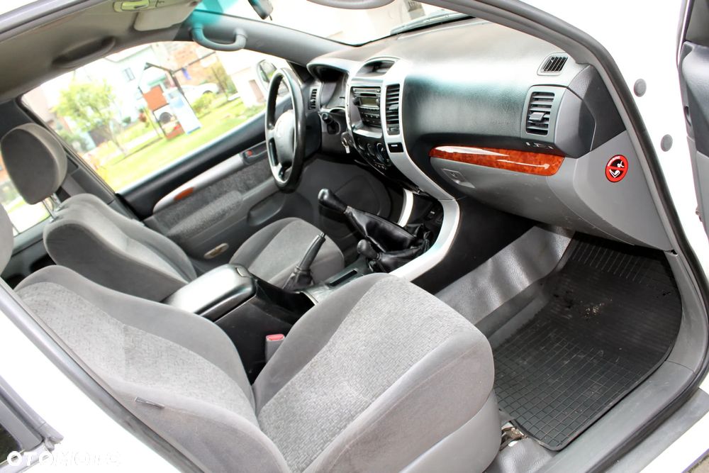 Toyota Land Cruiser 3.0 D Luna Comfort - 12