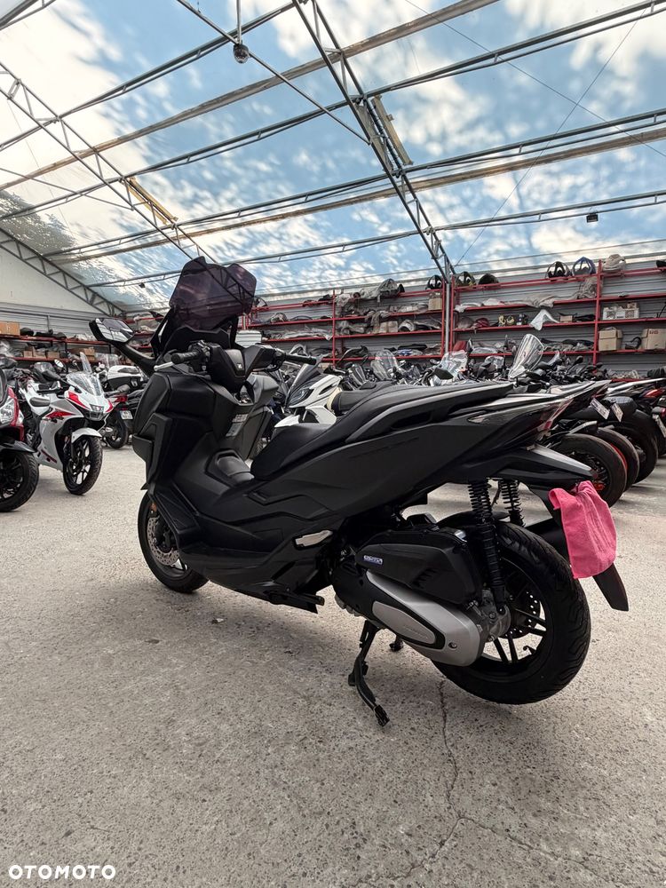 Honda NSS - 6
