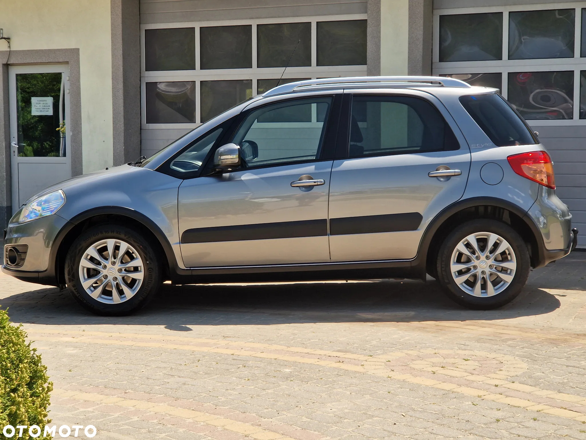 Suzuki SX4 Classic 1.6 VVT Automatik 4x2 Style - 4