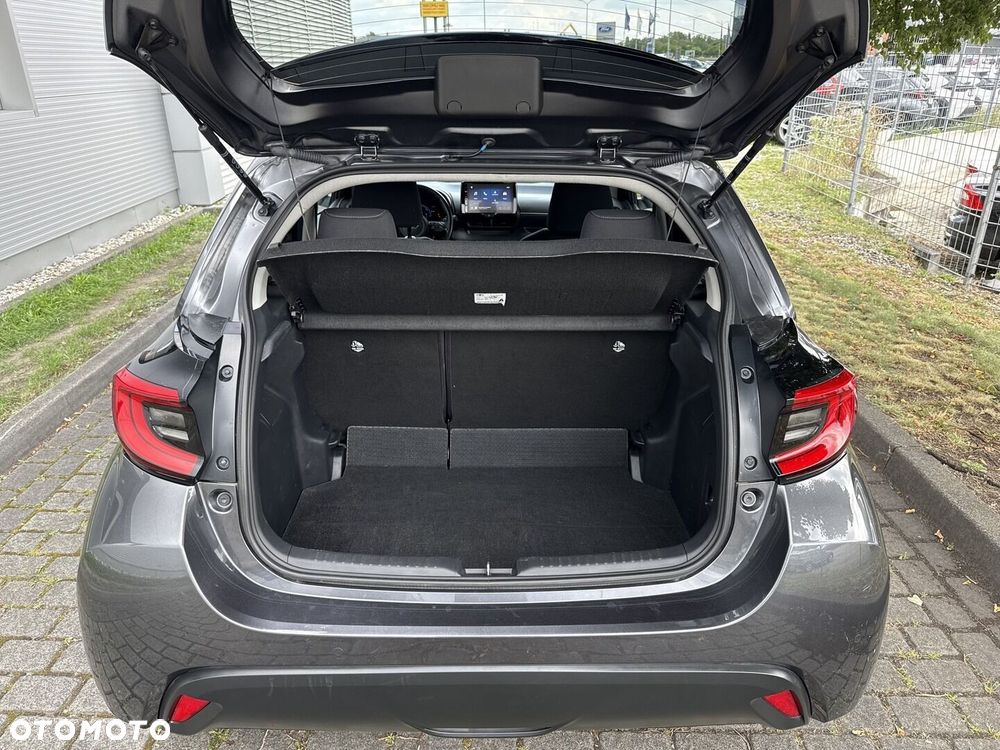 Toyota Yaris Hybrid 1.5 Style - 14