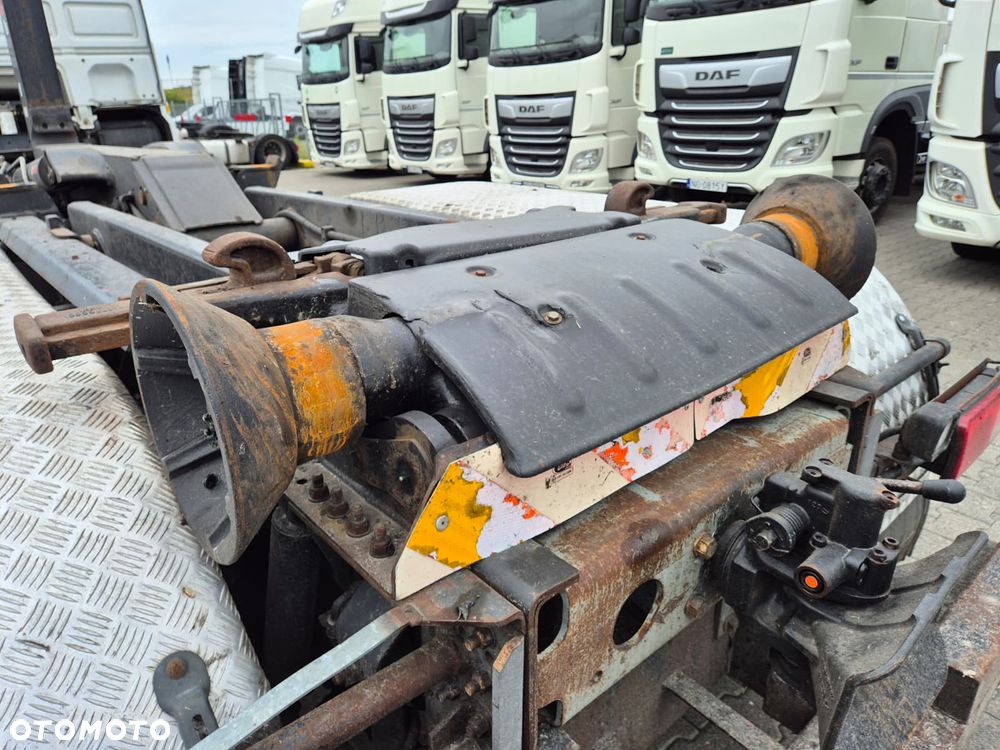 DAF XF 460 FAR SC - 13