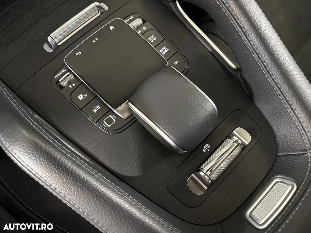 Mercedes-Benz GLS - 21