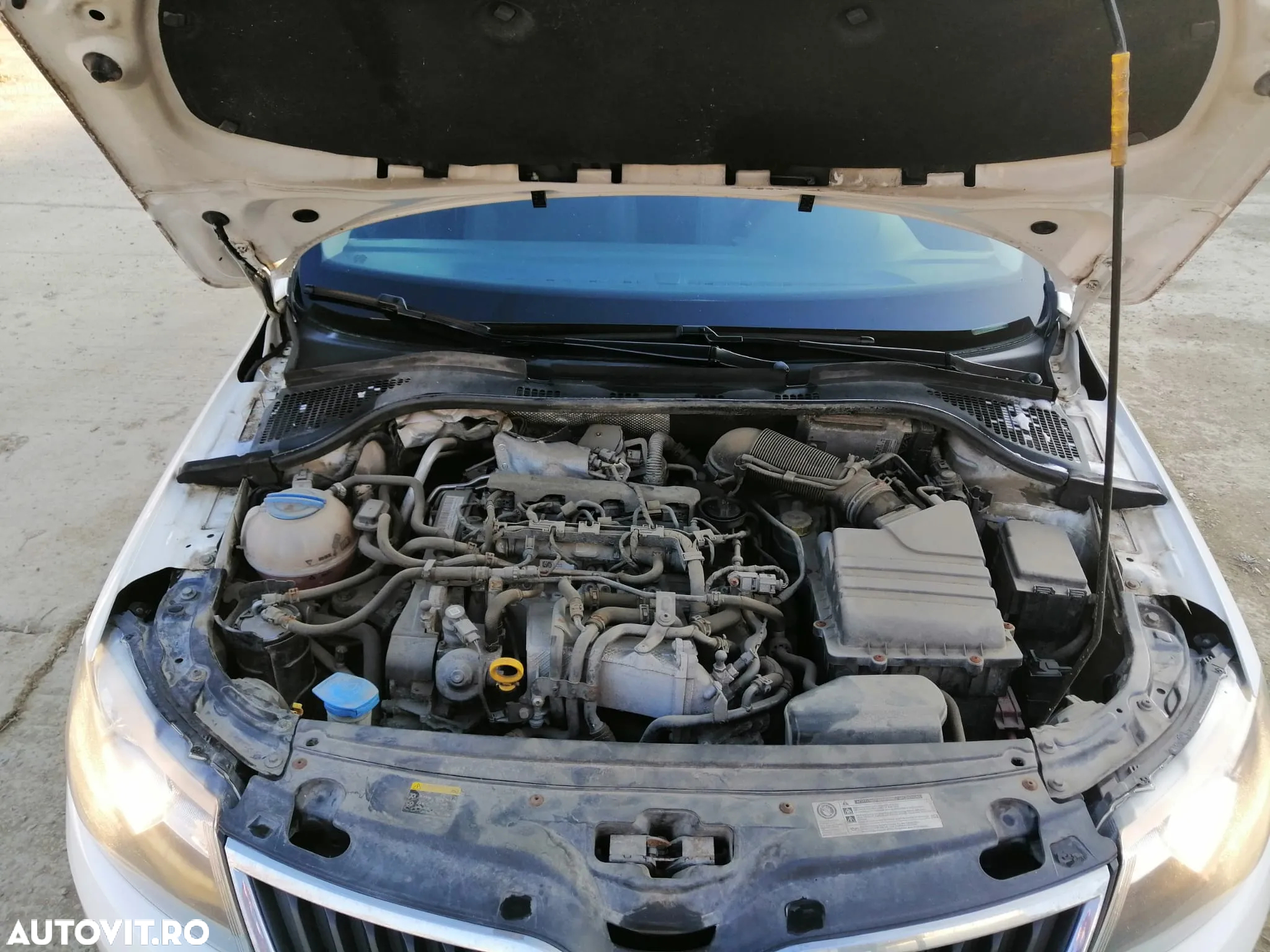 Skoda RAPID 1.6 TDI Active - 4