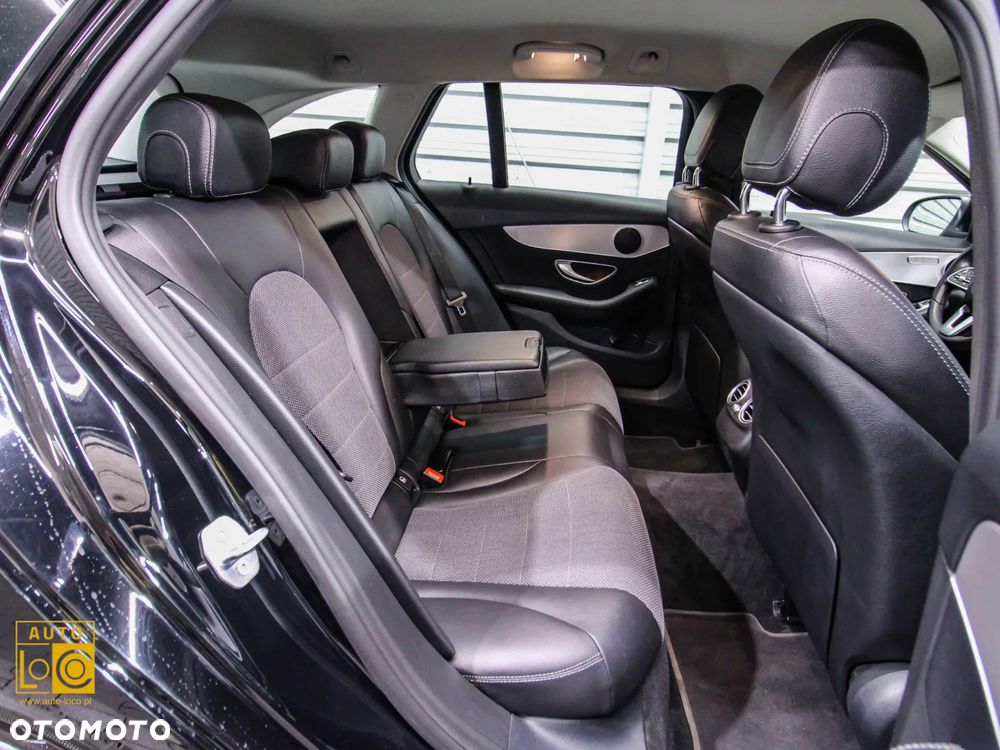 Mercedes-Benz Klasa C 300 d 9G-TRONIC Avantgarde - 11