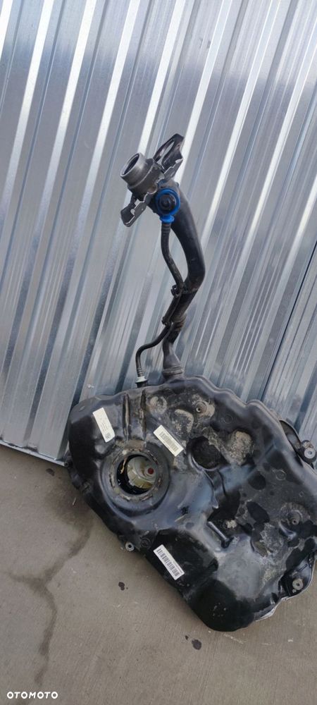 BAK ZBIORNIK PALIWA AUDI A4 B9 A5 8W 8W0201021CG - 8