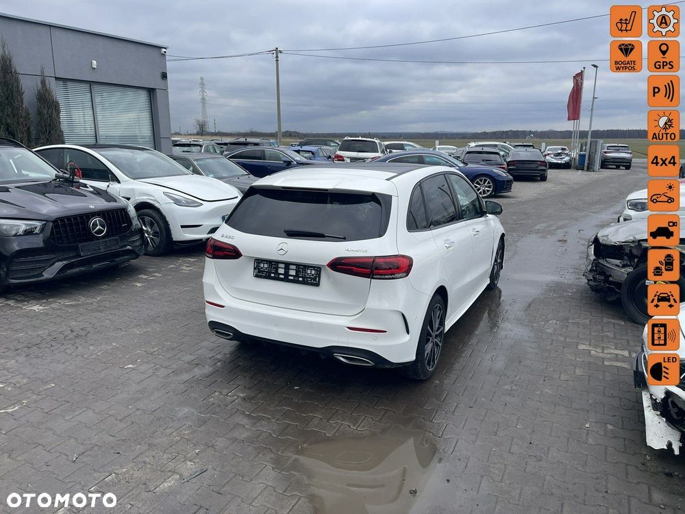 Mercedes-Benz Klasa B 220 4-Matic AMG Line 7G-DCT - 1