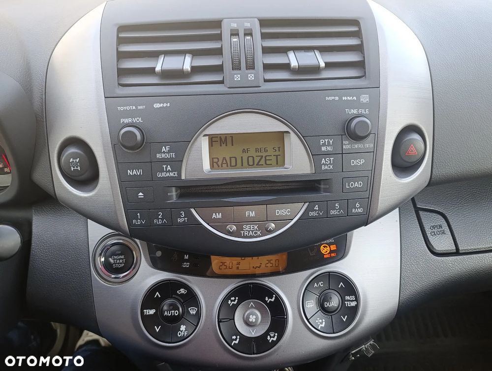 Toyota RAV4 2.2 D-CAT 4x4 Executive - 14
