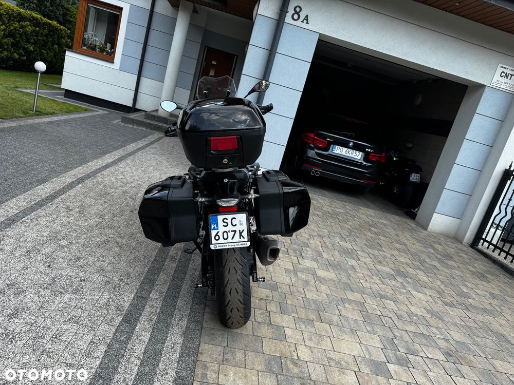 BMW XR - 11