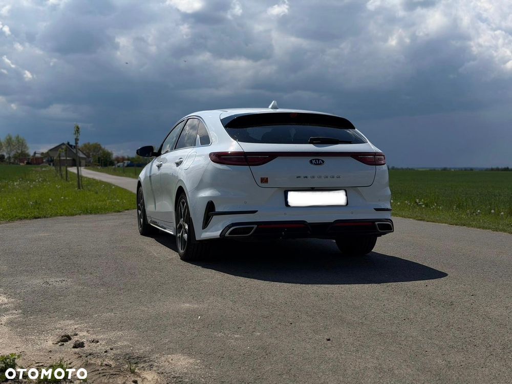 Kia ProCeed 1.6 CRDi GT Line DCT - 6