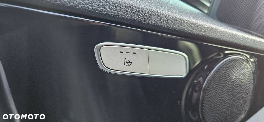 Mercedes-Benz Klasa C 180 (BlueTEC) d AMG Line - 16