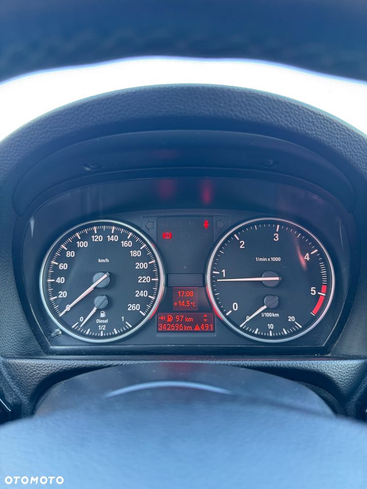 BMW Seria 3 320d - 12