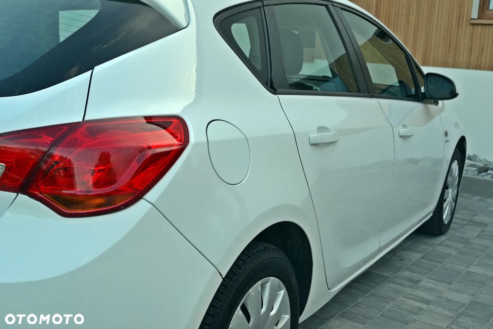 Opel Astra - 14