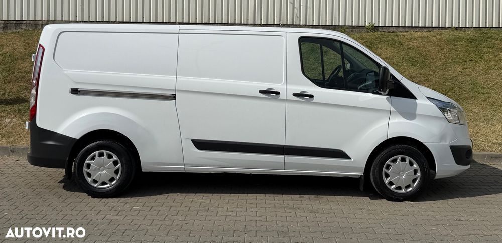 Ford Transit Custom LWB Combi Trend - 16