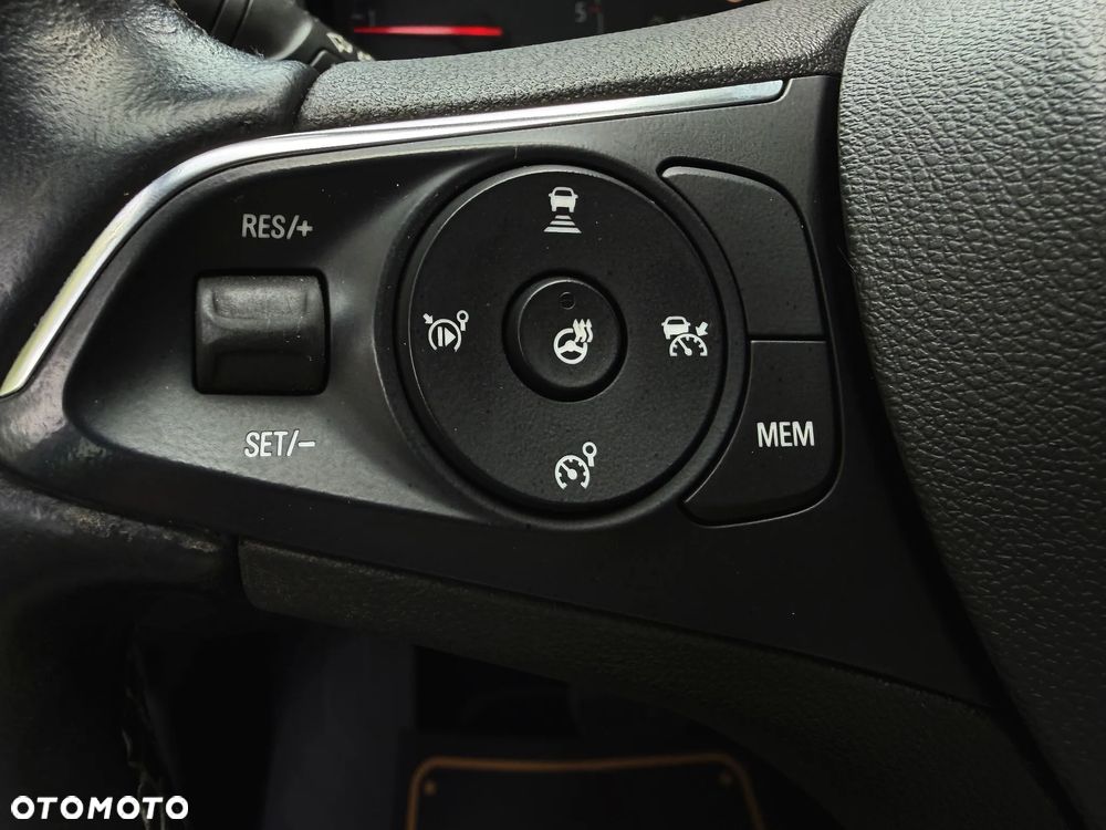 Opel Grandland X 2.0 D Start/Stop Automatik INNOVATION - 28