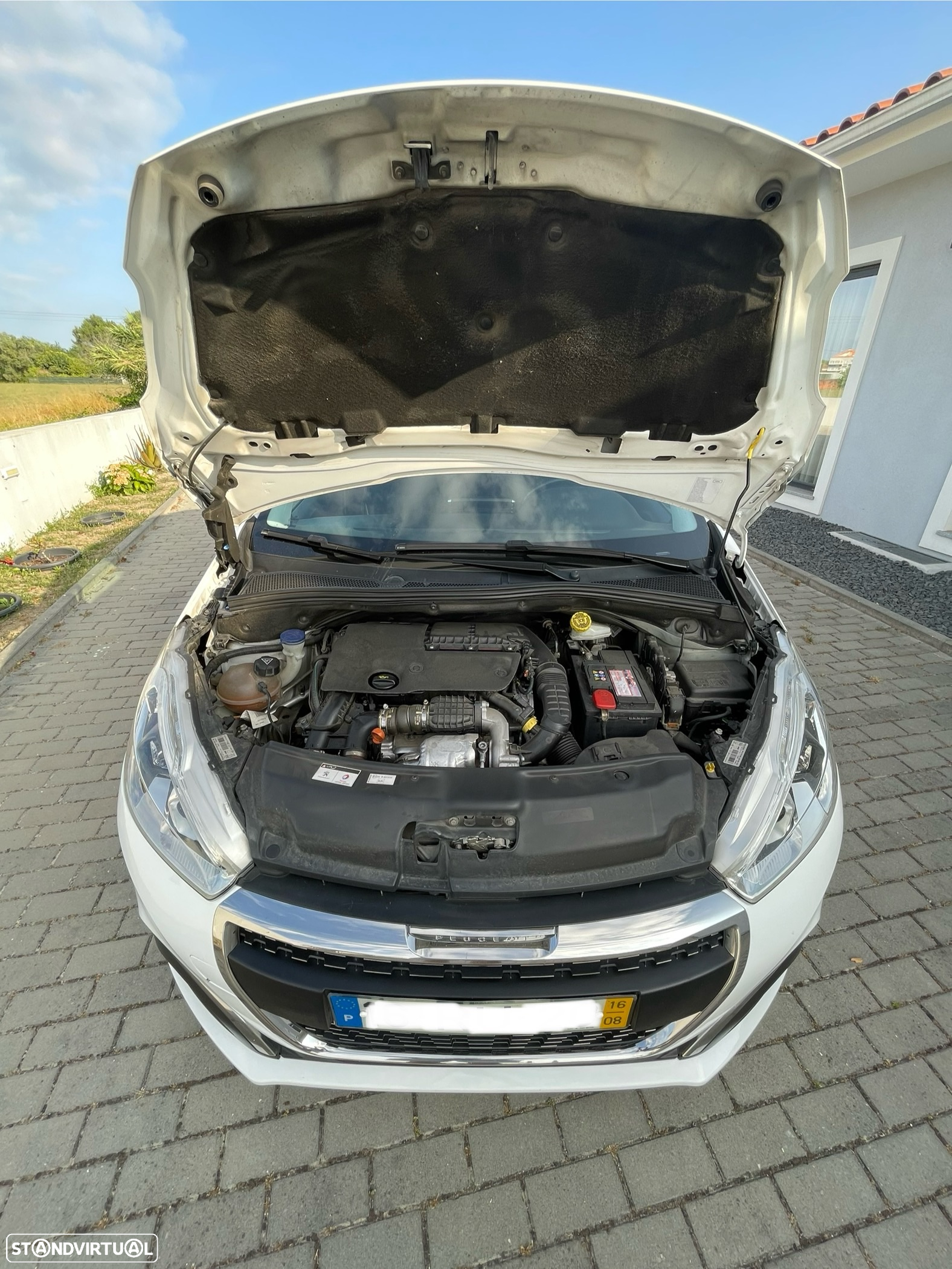 Peugeot 208 1.6 BlueHDi Allure - 2