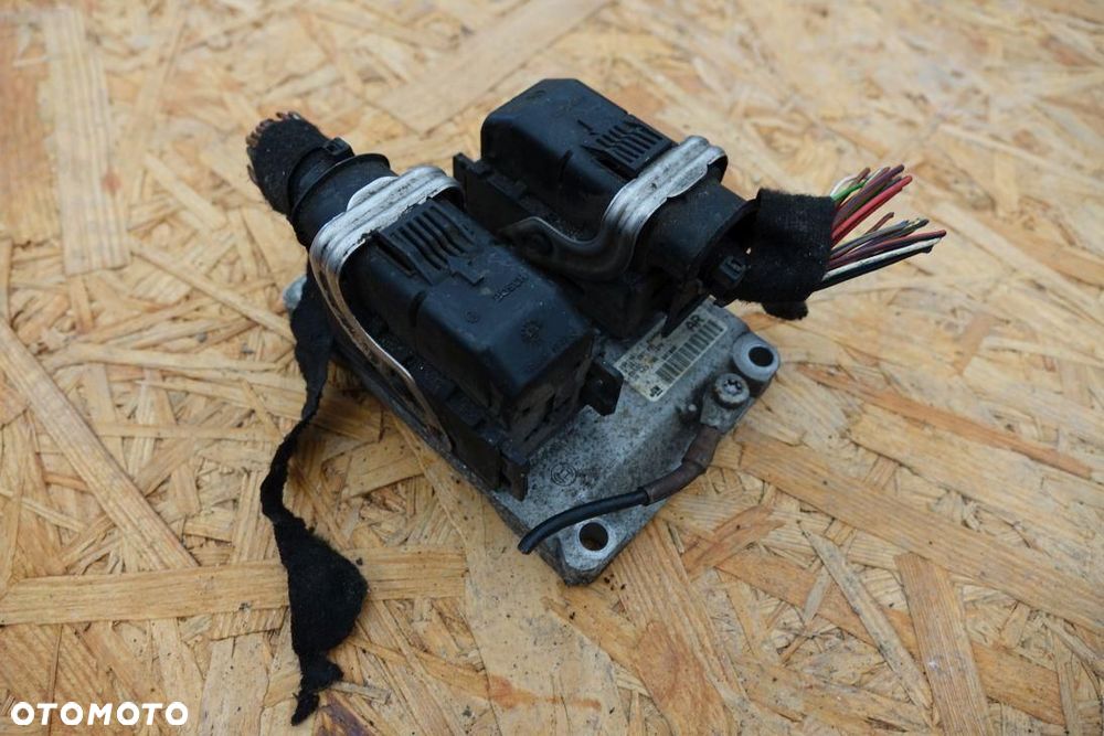 STEROWNIK SILNIKA ECU KOMPUTER OPEL CORSA C 1.0 12V  24443795