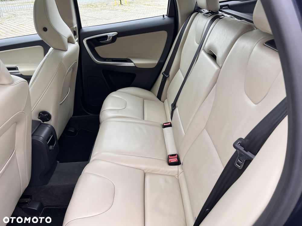 Volvo XC 60 D4 Drive-E Summum - 13