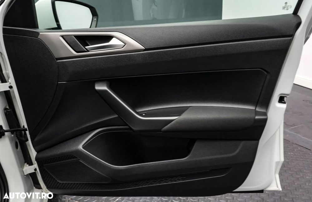 Volkswagen Polo 1.6 TDI Comfortline - 23