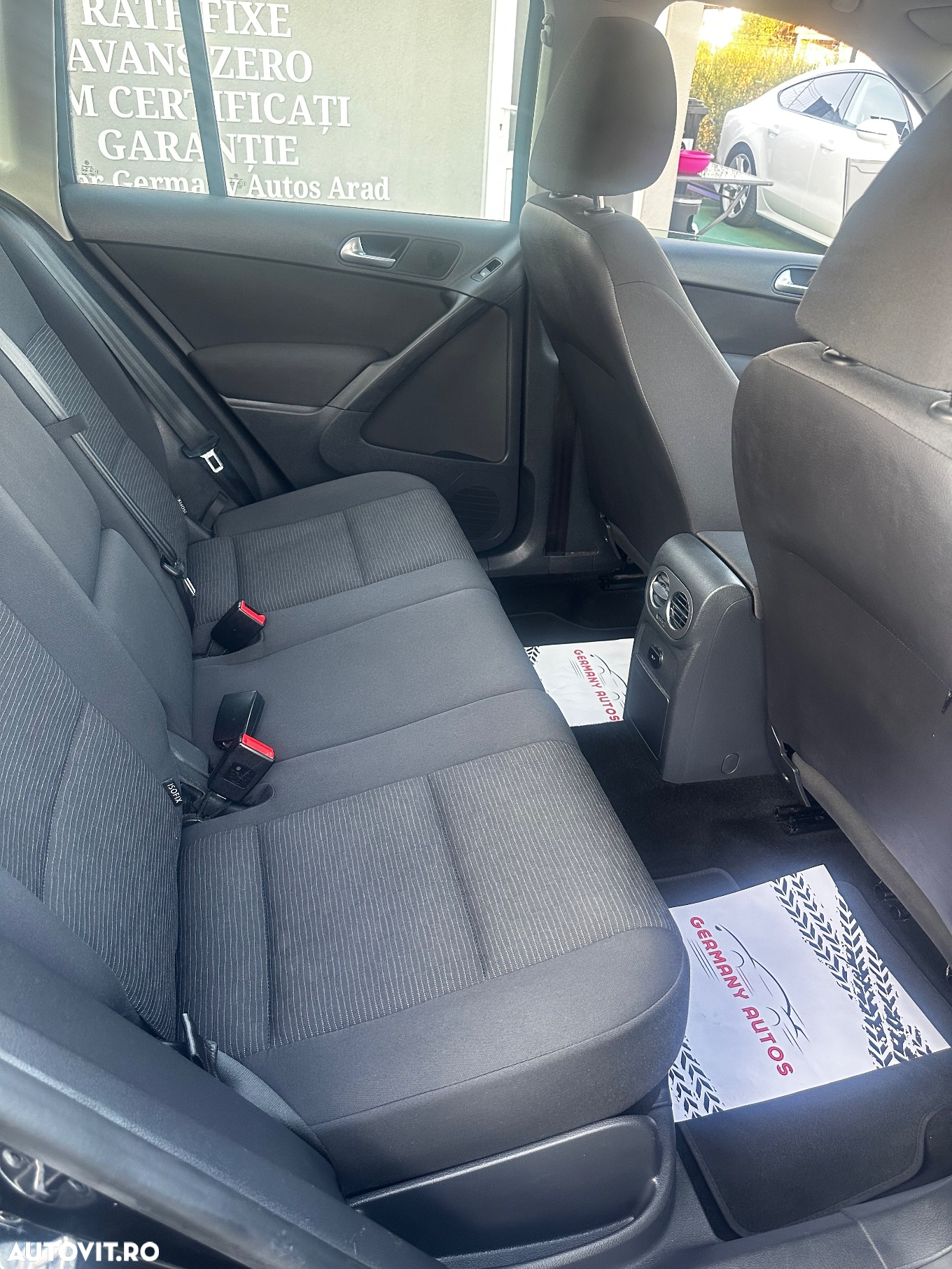 Volkswagen Tiguan 1.4 TSI BlueMotion Technology Exclusive - 8