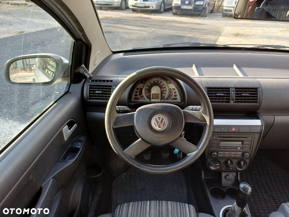 Volkswagen Fox - 8