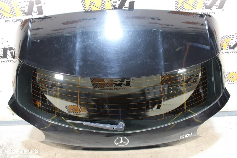Tampa Da Mala Mercedes-Benz A-Class (W176)  Mala Mercedes Class A W176 - 4