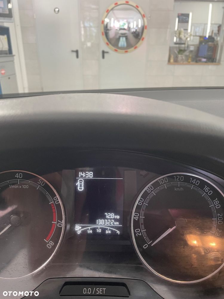 Skoda RAPID 1.0 TSI Active - 4