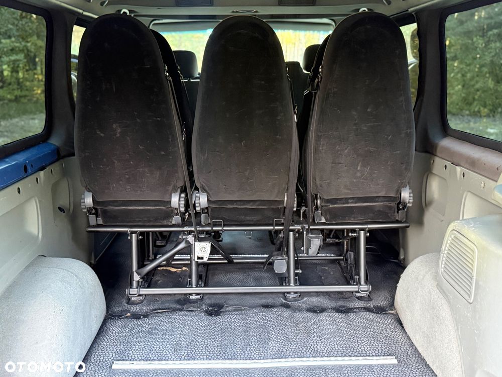 Opel Vivaro - 7