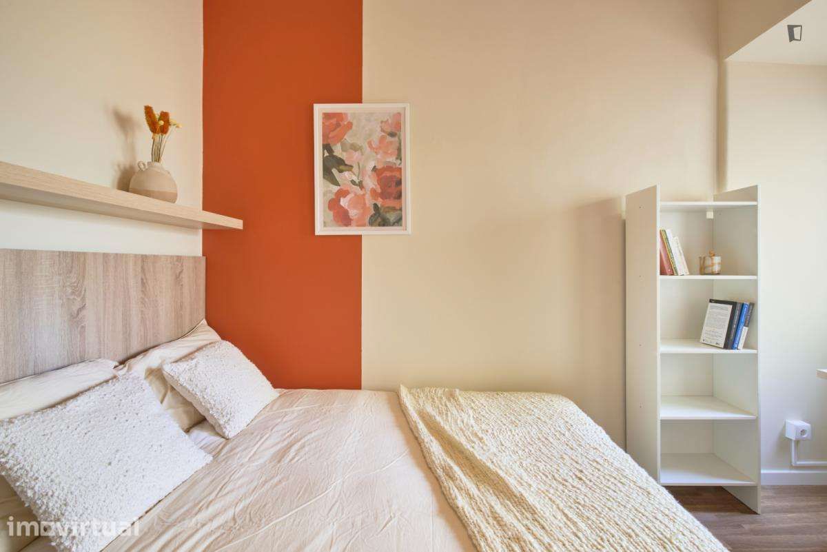 Quarto - localizado em Marquês de Pombal Lisbon - Grande imagem: 4/44