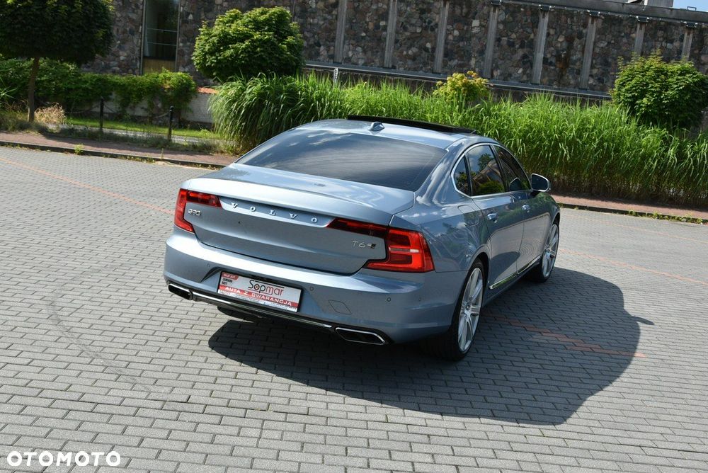 Volvo S90 - 23