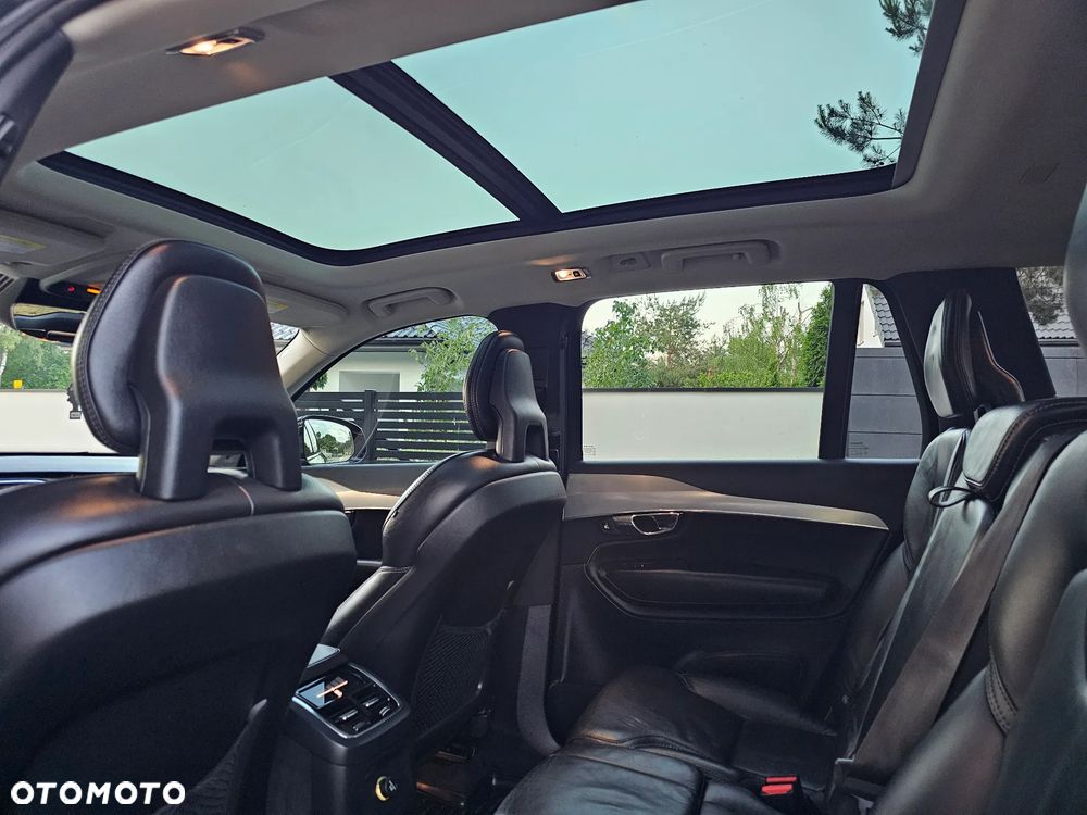 Volvo XC 90 T8 AWD Ultra Bright - 29