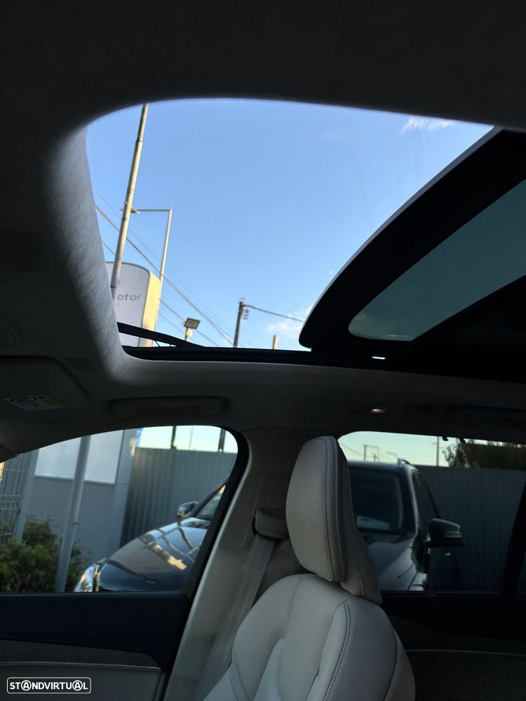 Volvo XC 90 2.0 T8 PHEV Core AWD - 16