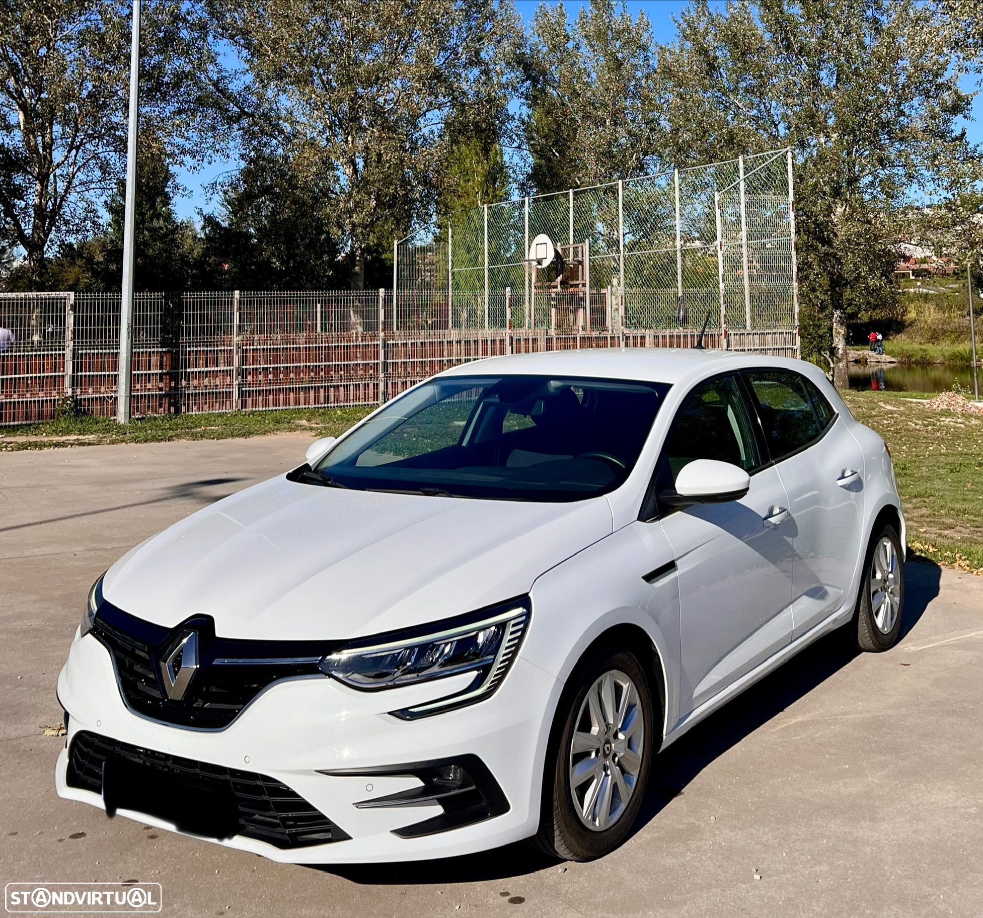 Renault Mégane 1.5 Blue dCi Limited - 1