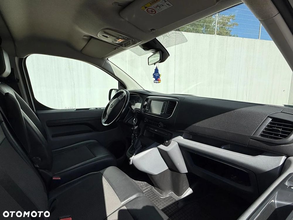 Opel Vivaro - 19