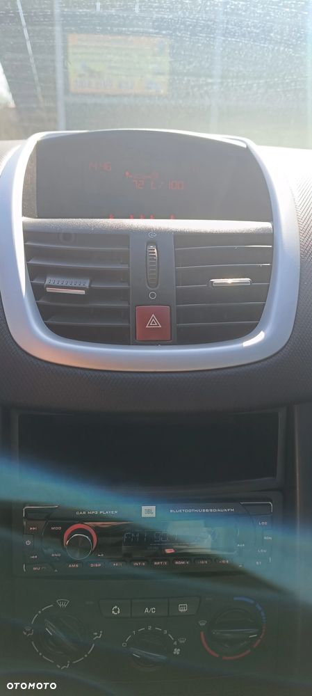 Peugeot 207 1.6 HDi 16V U Move - 7