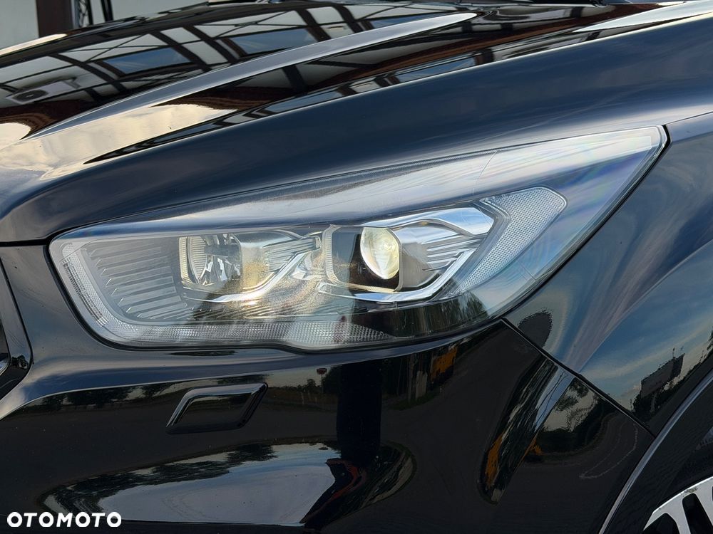 Ford Kuga 2.0 TDCi 4x4 ST-Line - 38