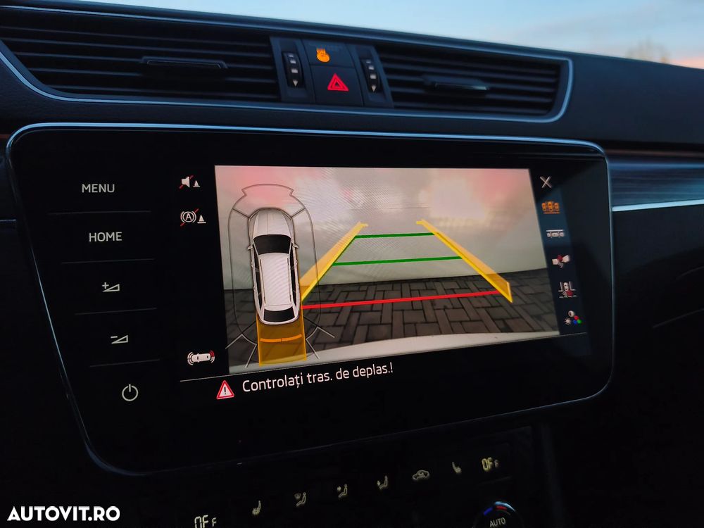 Skoda Superb Combi 2.0 TDI DSG Style - 21