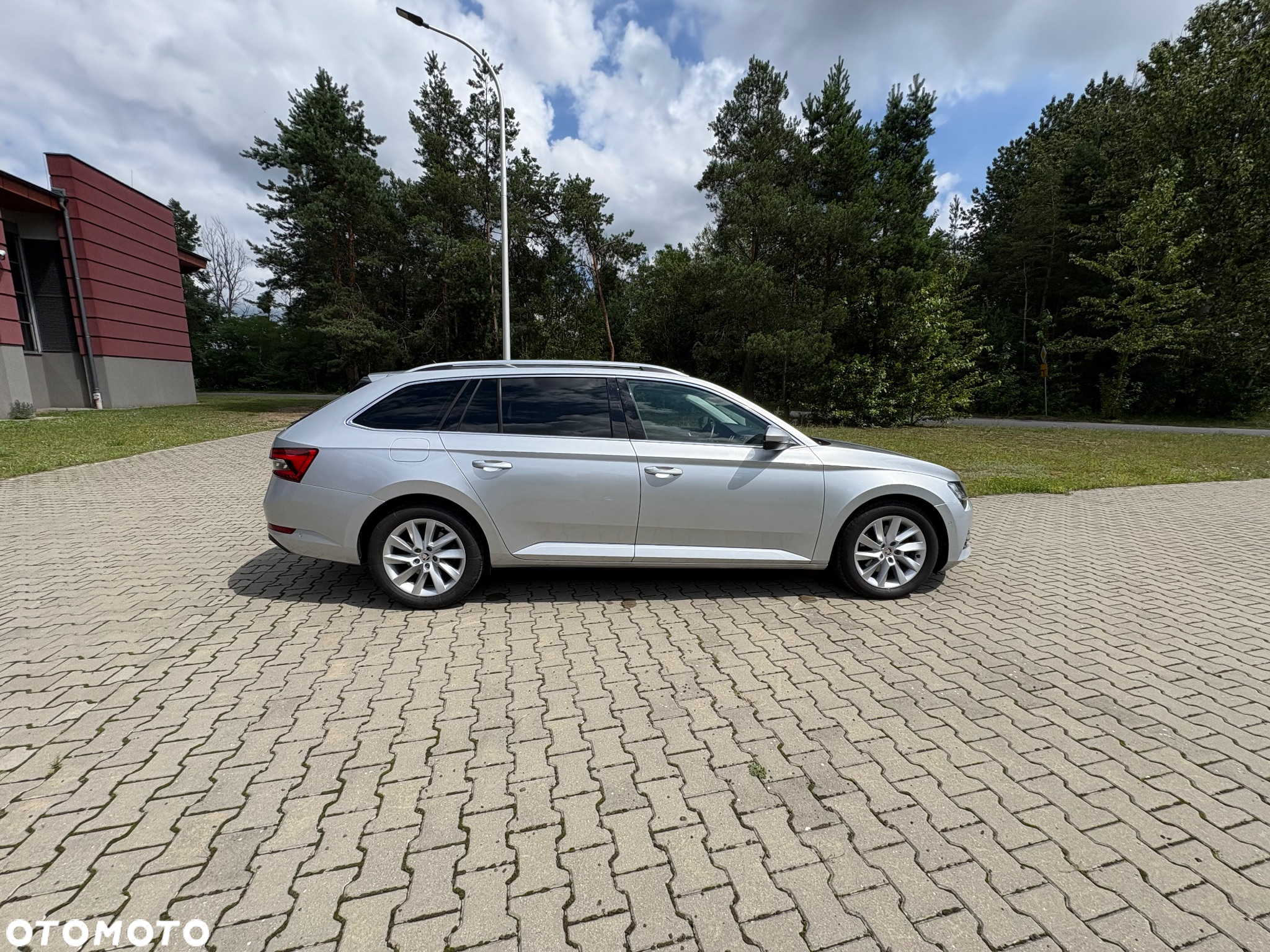 Skoda Superb 2.0 TDI DSG Style - 6