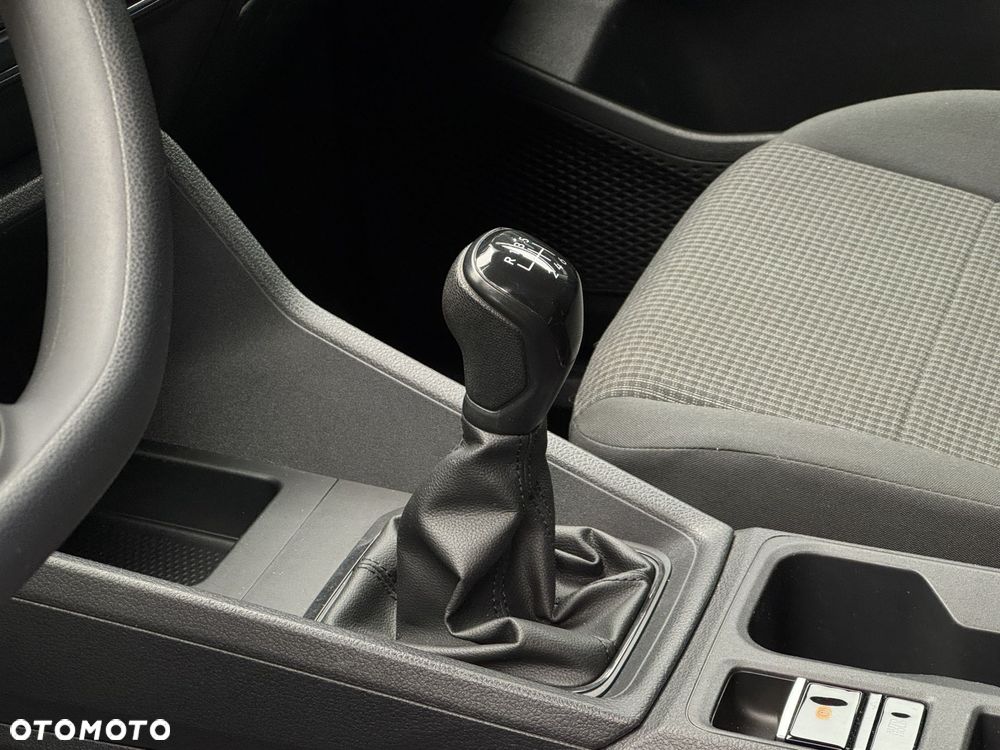 Volkswagen Caddy - 11