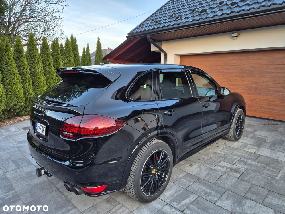 Porsche Cayenne GTS Tiptronic S - 18