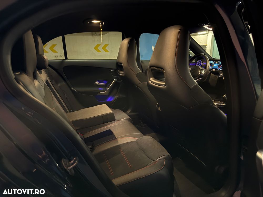 Mercedes-Benz A 180 - 11